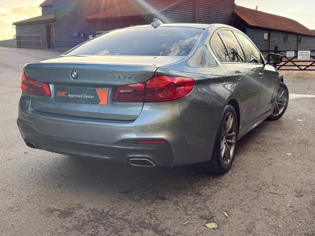 Used BMW 5 Series 2019 for sale - 76901150: Photo 2