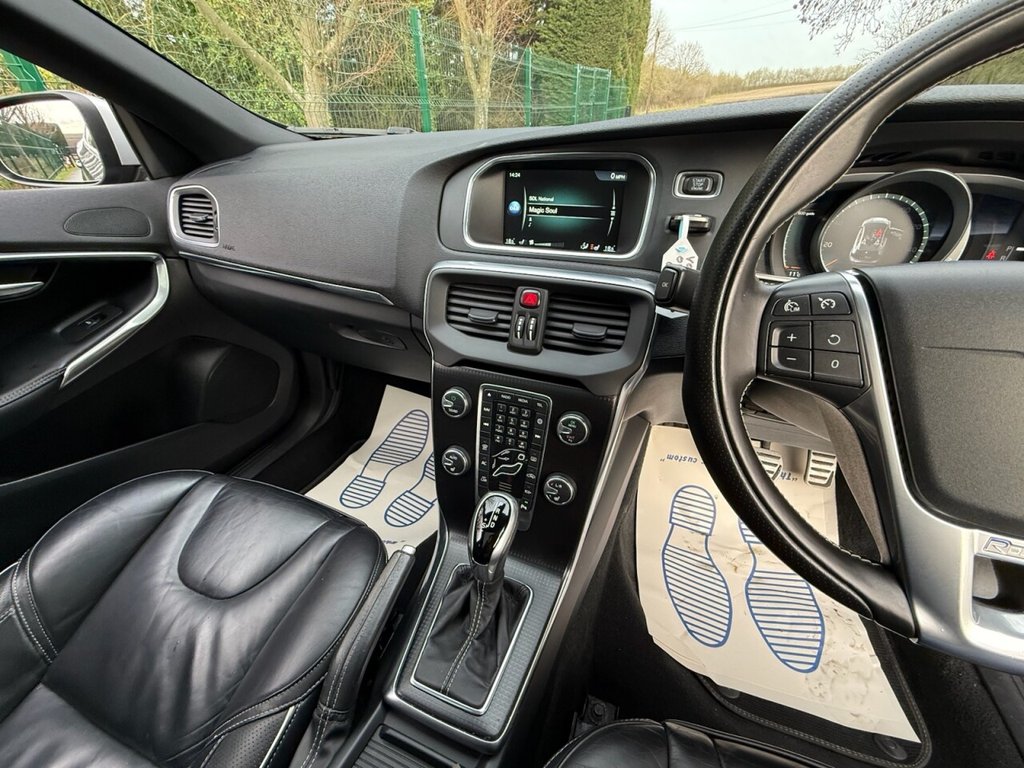 Used Volvo V40 2016 for sale - 77249815: Photo 36