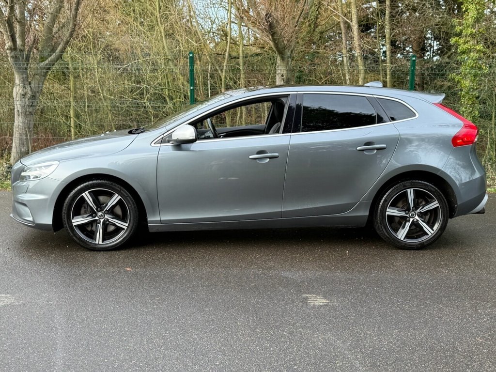 Used Volvo V40 2016 for sale - 77249815: Photo 4