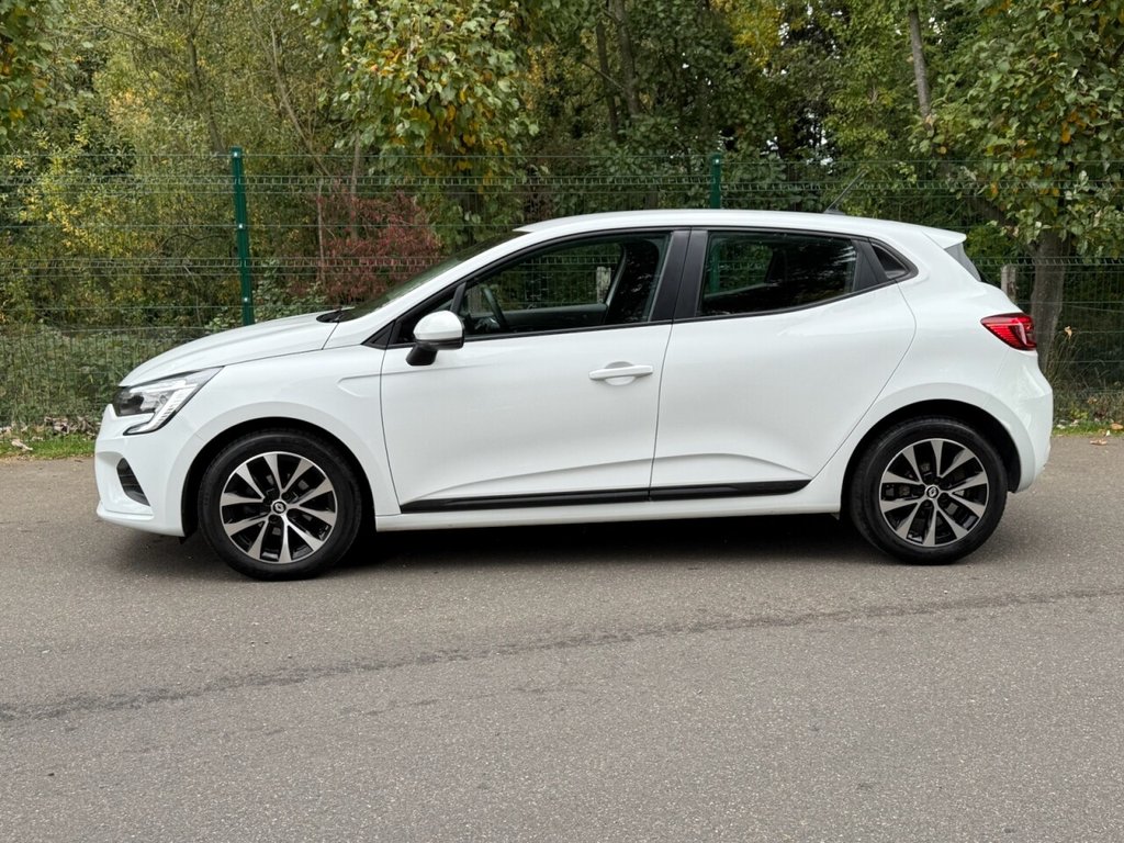 Used Renault Clio 2022 for sale - 76563131: Photo 12