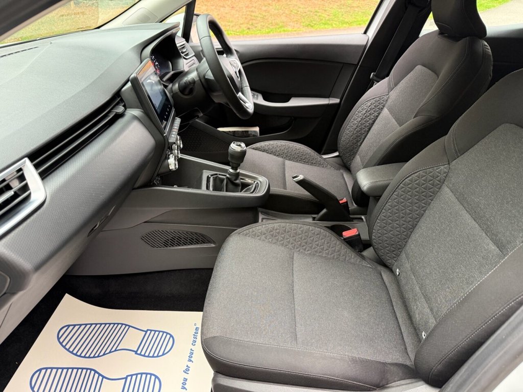 Used Renault Clio 2022 for sale - 76563131: Photo 26