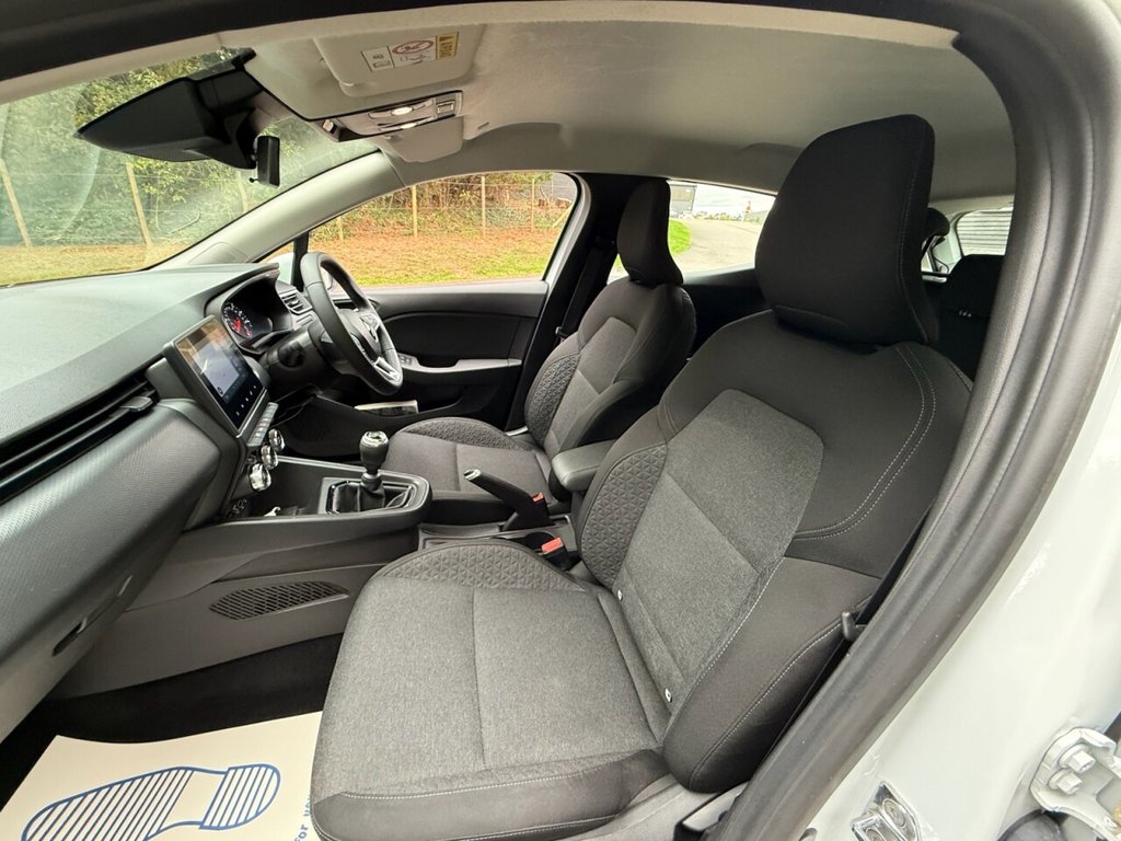 Used Renault Clio 2022 for sale - 76563131: Photo 27