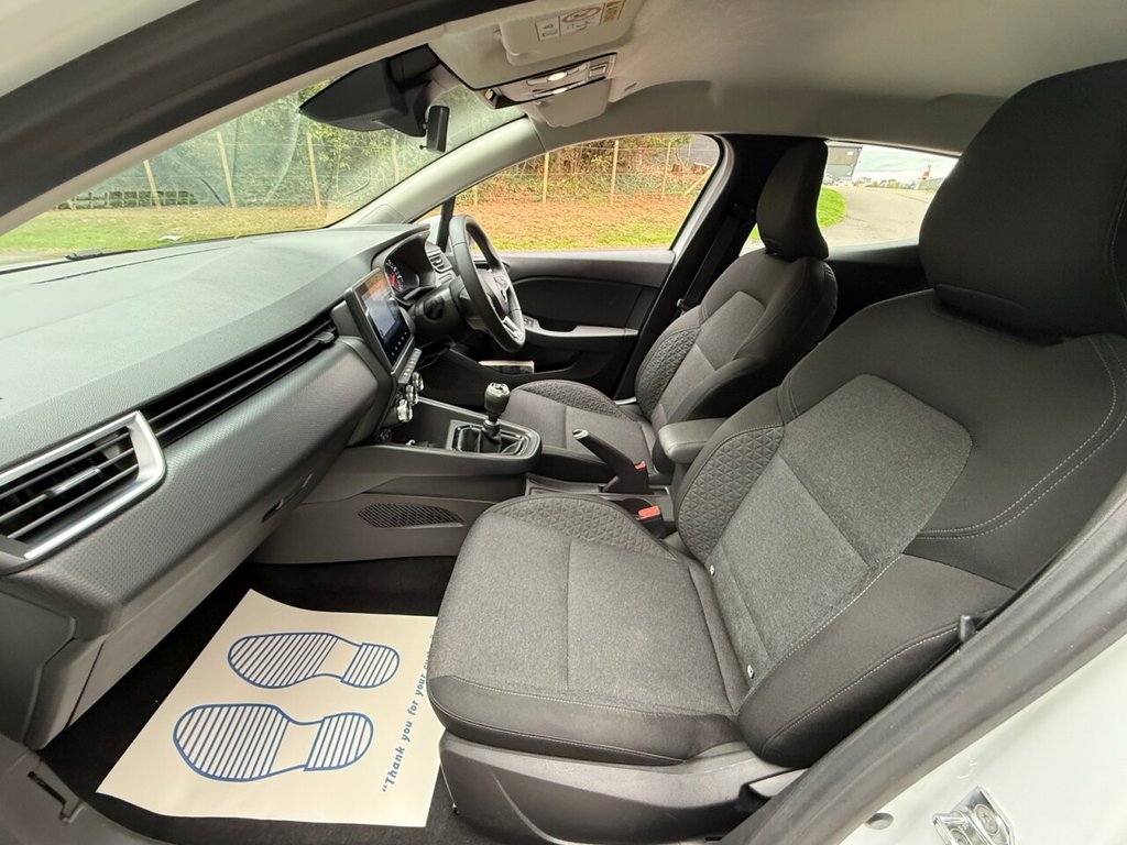 Used Renault Clio 2022 for sale - 76563131: Photo 28