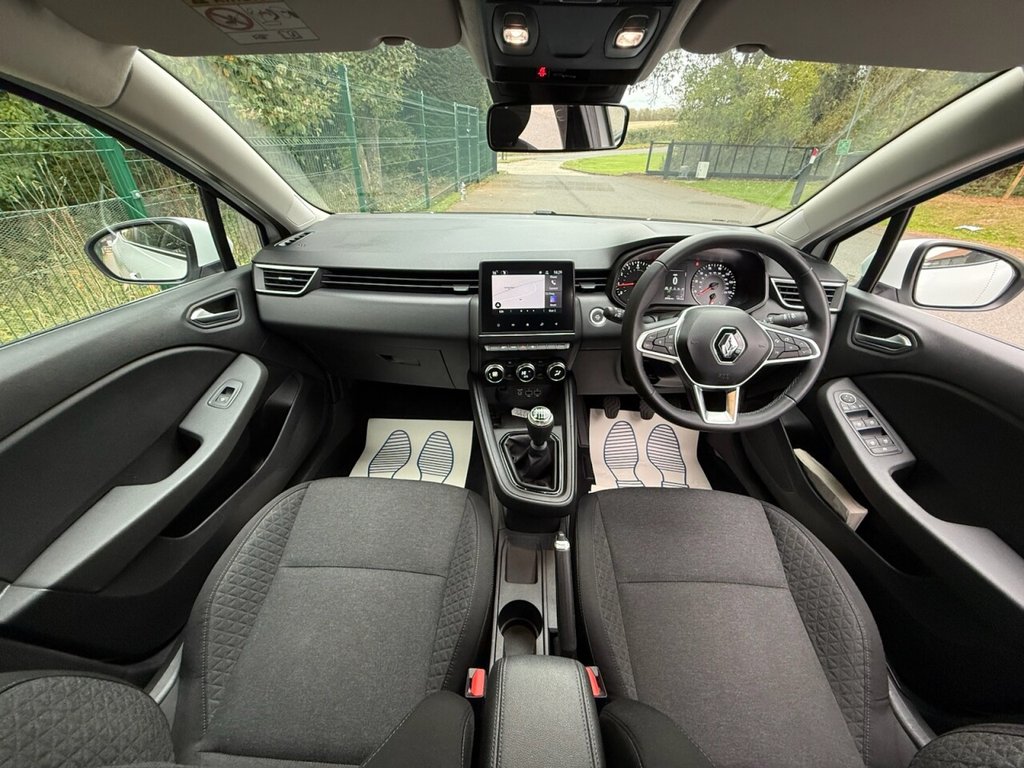 Used Renault Clio 2022 for sale - 76563131: Photo 29