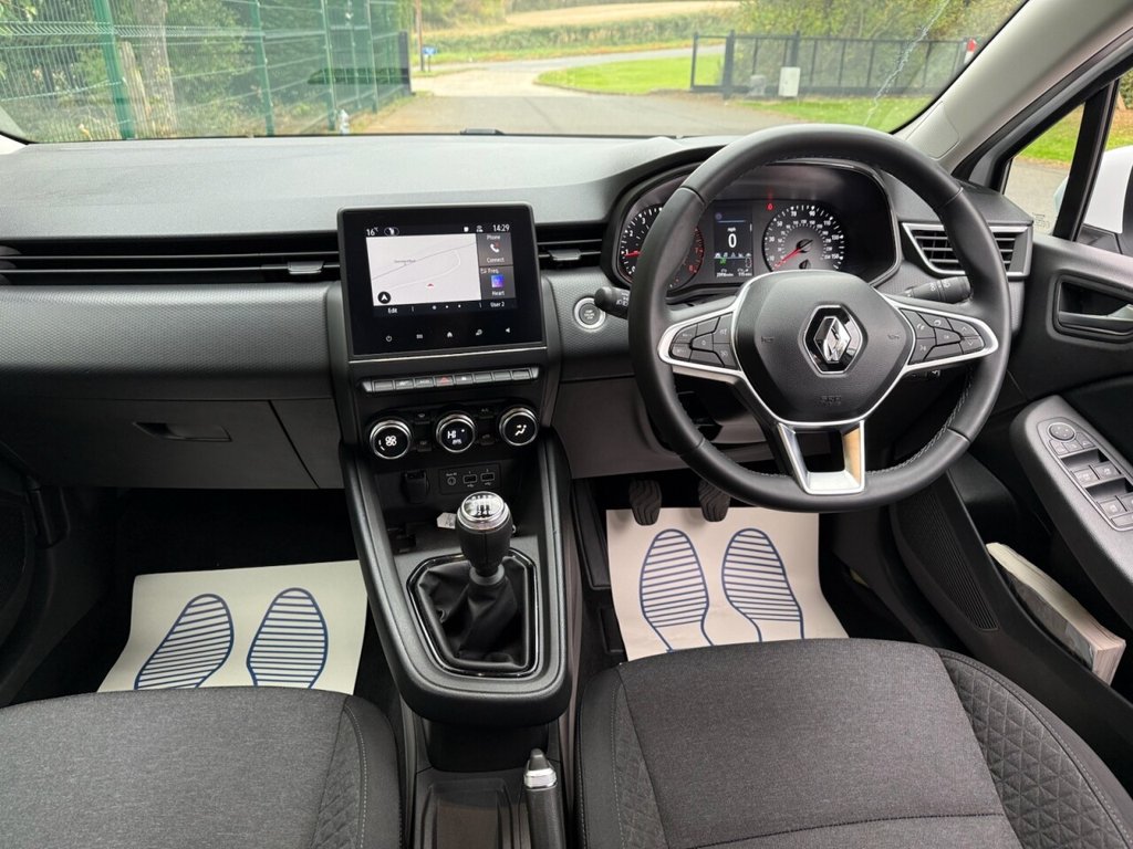 Used Renault Clio 2022 for sale - 76563131: Photo 30