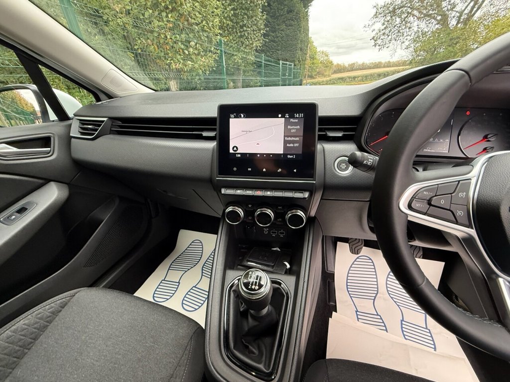 Used Renault Clio 2022 for sale - 76563131: Photo 36