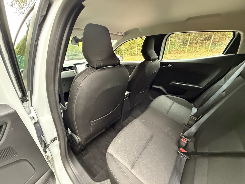 Used Renault Clio 2022 for sale - 76563131: Photo 48