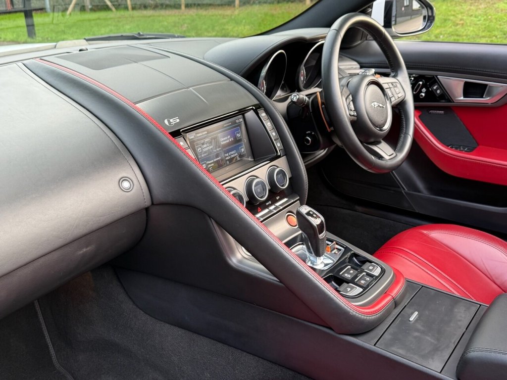 Used Jaguar F-Type 2016 for sale - 77072645: Photo 15