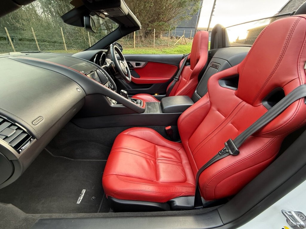 Used Jaguar F-Type 2016 for sale - 77072645: Photo 19