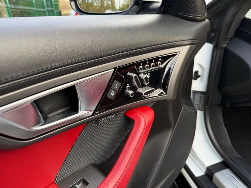 Used Jaguar F-Type 2016 for sale - 77072645: Photo 20