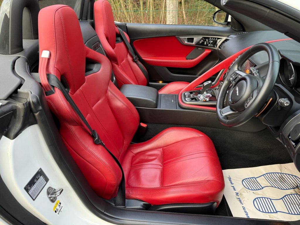 Used Jaguar F-Type 2016 for sale - 77072645: Photo 24