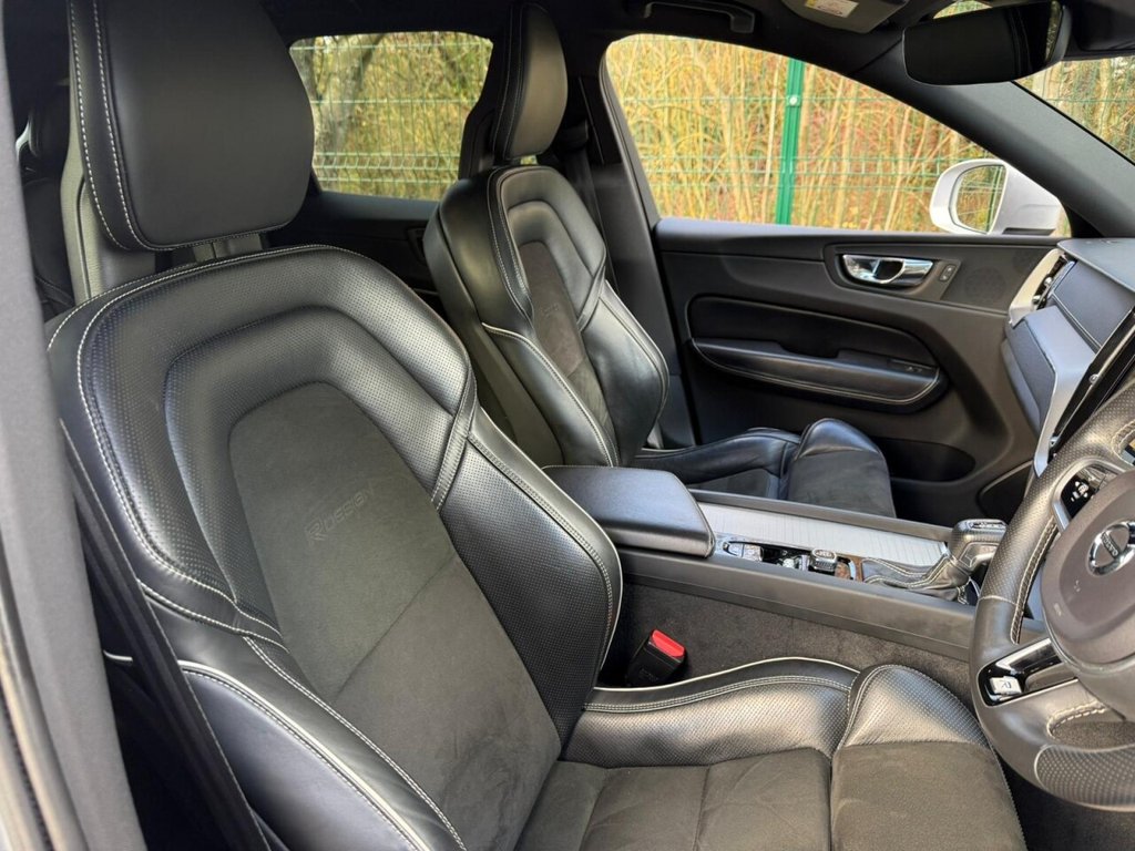 Used Volvo XC60 2018 for sale - 76820899: Photo 28