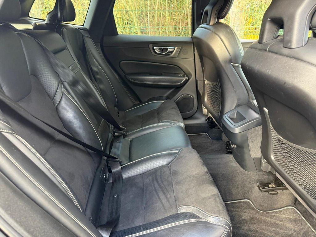 Used Volvo XC60 2018 for sale - 76820899: Photo 41