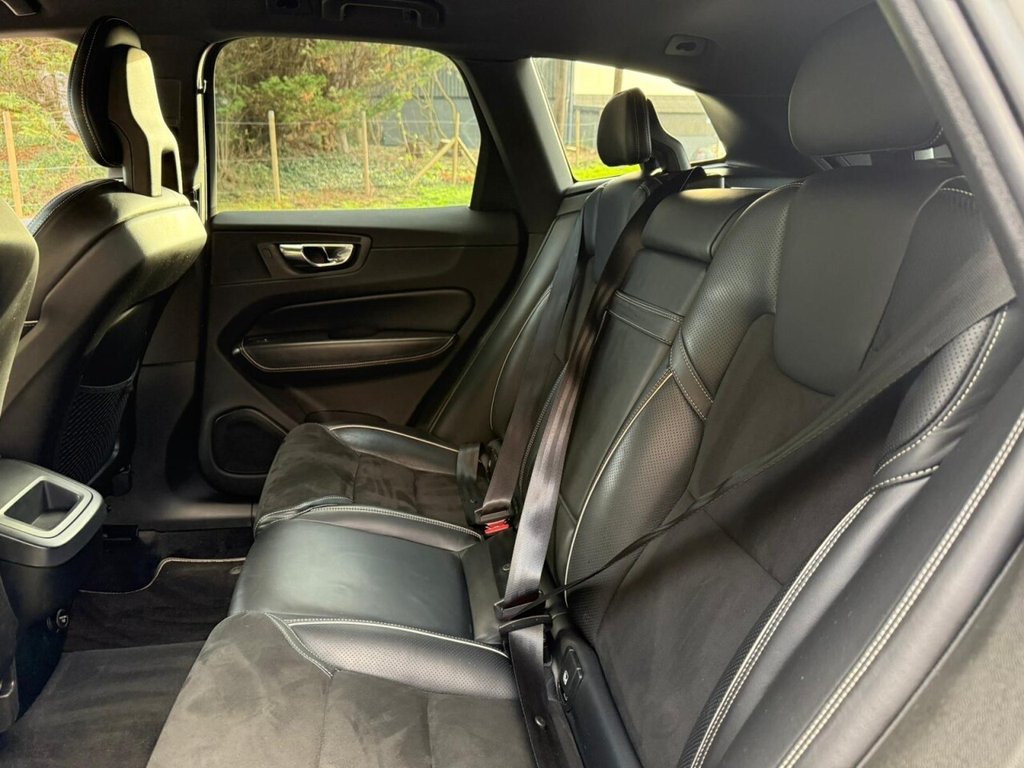 Used Volvo XC60 2018 for sale - 76820899: Photo 44