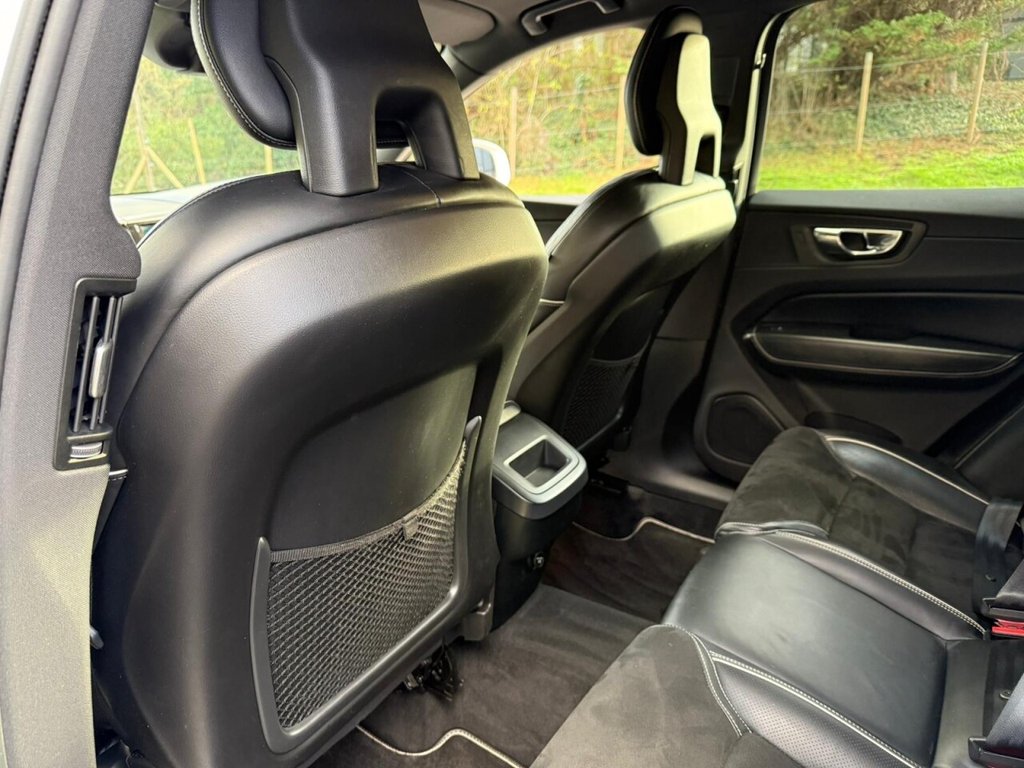 Used Volvo XC60 2018 for sale - 76820899: Photo 45