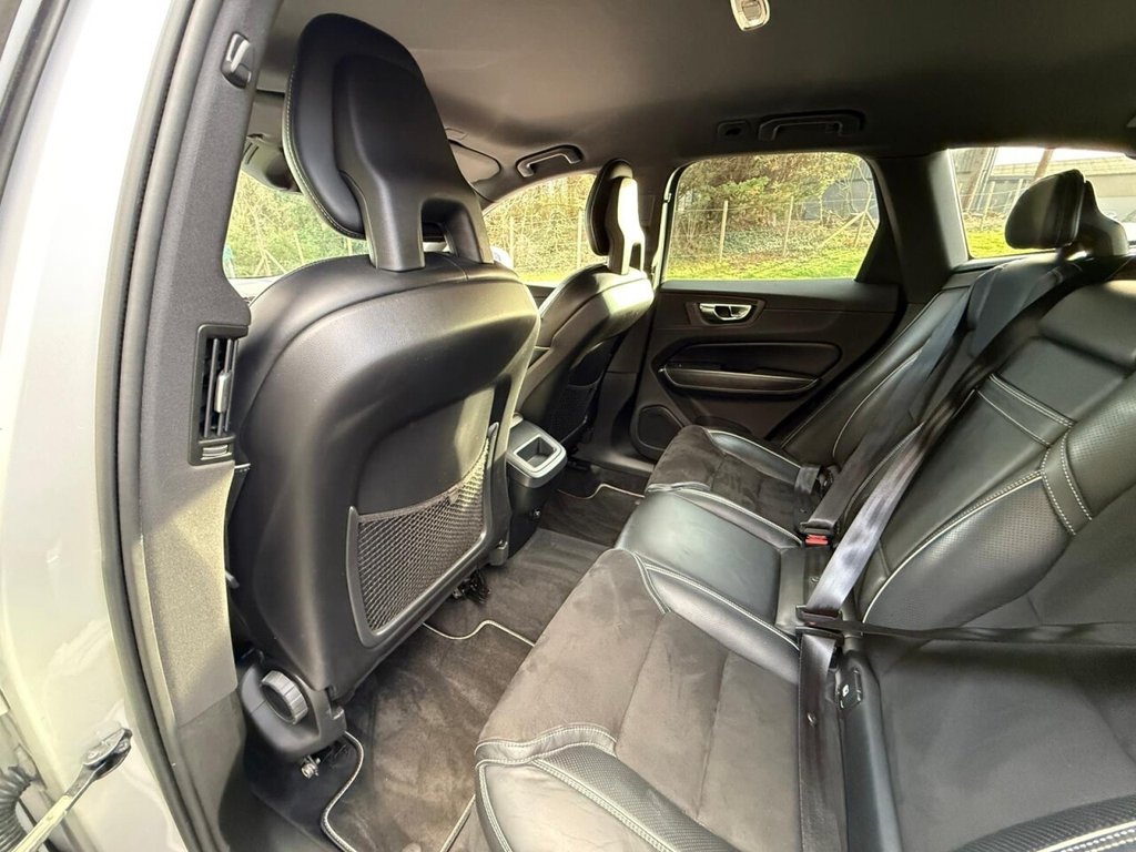 Used Volvo XC60 2018 for sale - 76820899: Photo 48