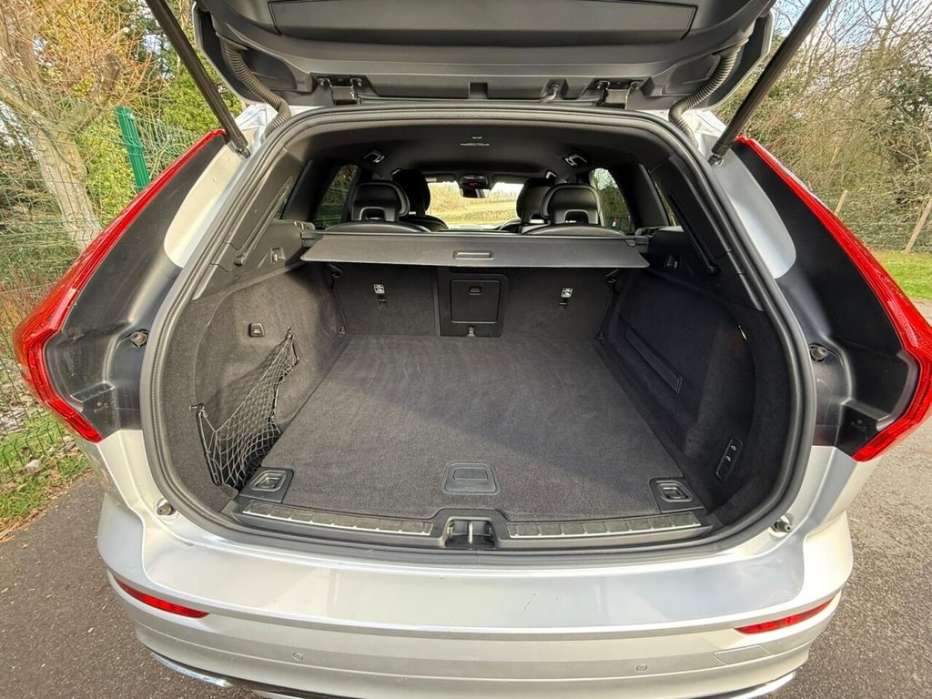 Used Volvo XC60 2018 for sale - 76820899: Photo 50