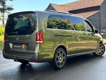 Used Mercedes-Benz V-Class 2017 for sale - 78658185: Photo