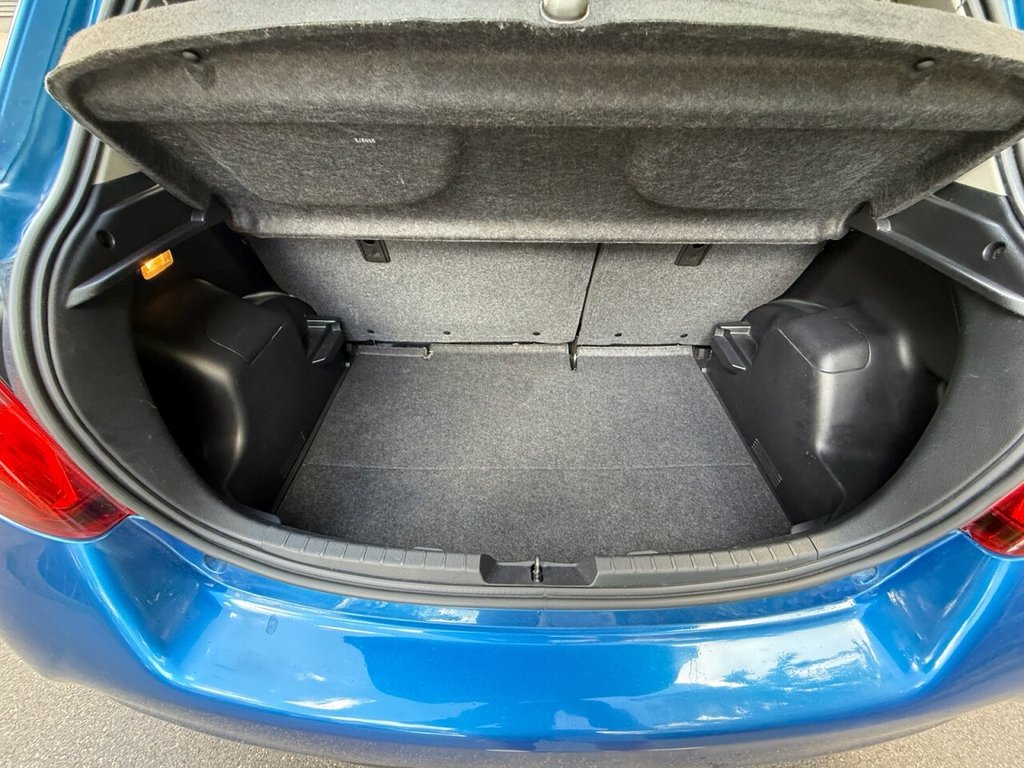 Used Toyota Yaris 2017 for sale - 75895987: Photo 41