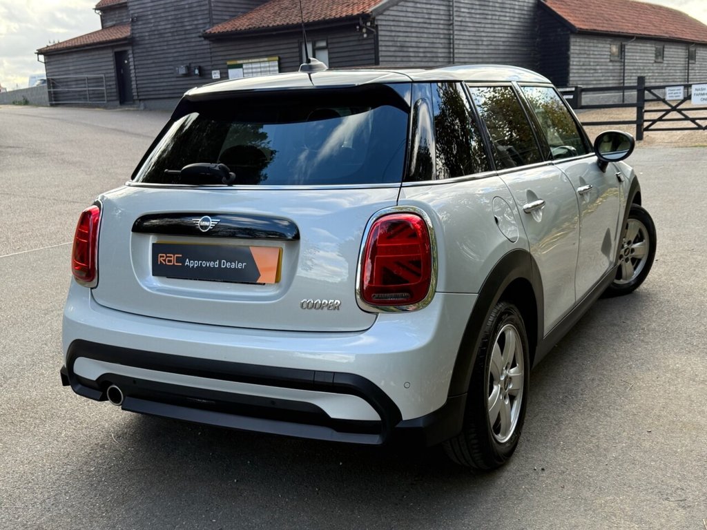 Used MINI Hatch 2022 for sale - 76563132: Photo 2