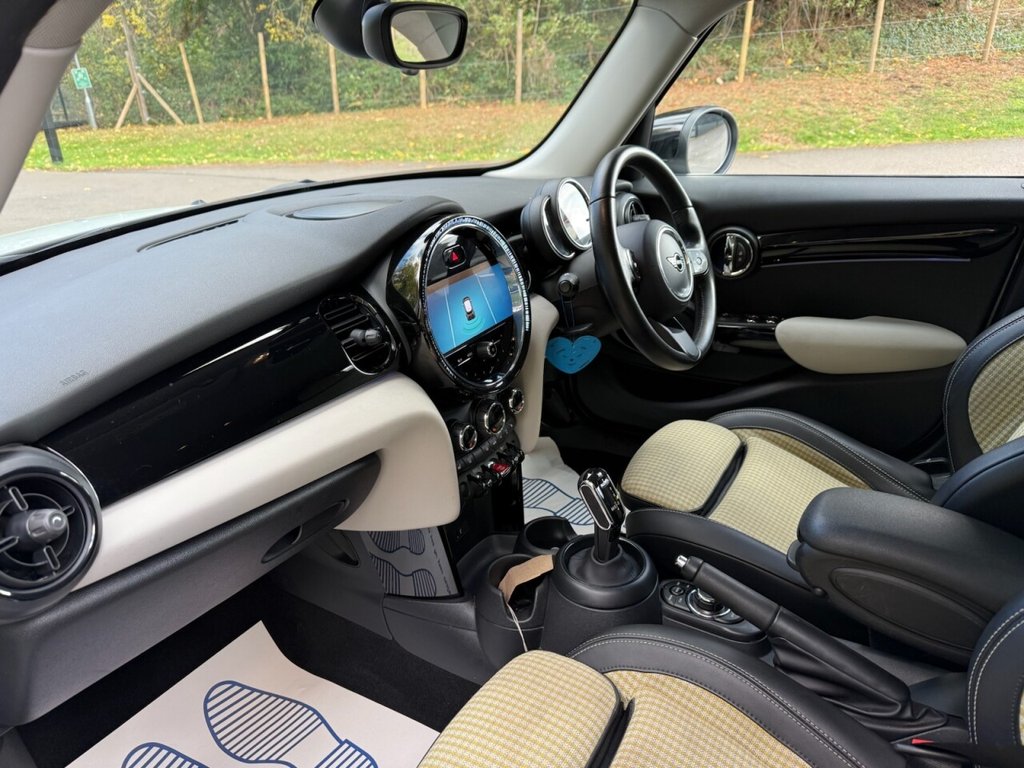 Used MINI Hatch 2022 for sale - 76563132: Photo 27