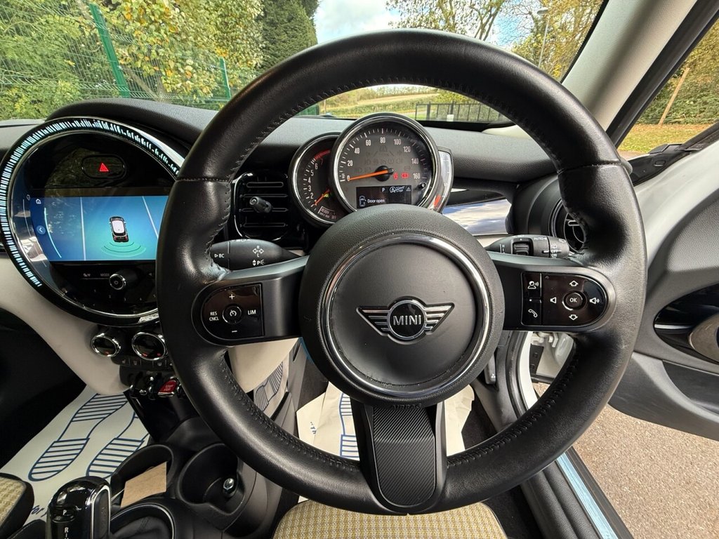 Used MINI Hatch 2022 for sale - 76563132: Photo 40