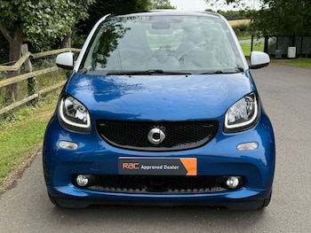 Used smart fortwo 2019 for sale - 75433028: Photo