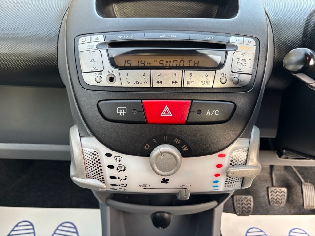 Used Toyota AYGO 2009 for sale - 77384474: Photo 29