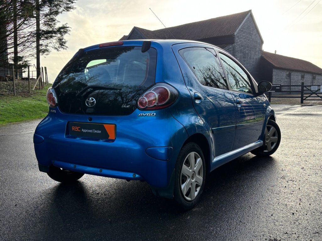 Used Toyota AYGO 2009 for sale - 77384474: Photo 9