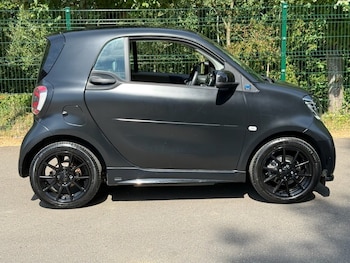 Used smart fortwo 2021 for sale - 79409450: Photo