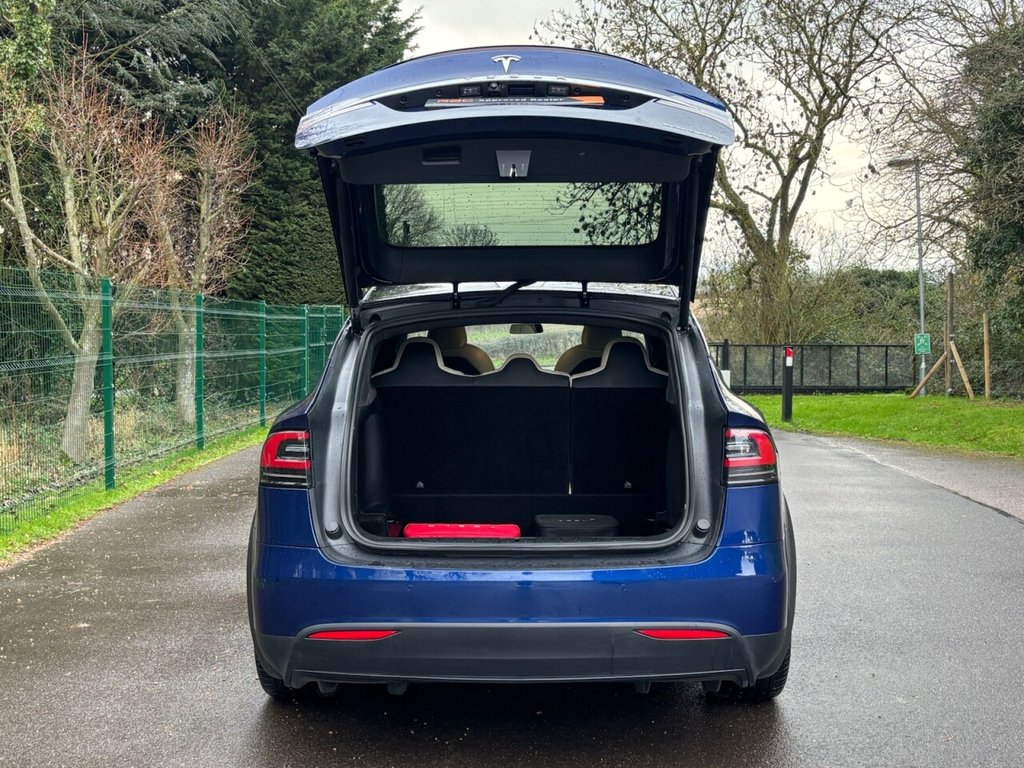 Used Tesla Model X 2020 for sale - 77642532: Photo 15