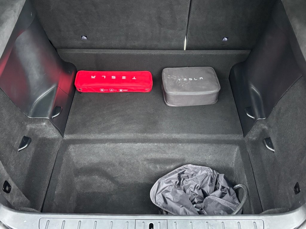 Used Tesla Model X 2020 for sale - 77642532: Photo 16