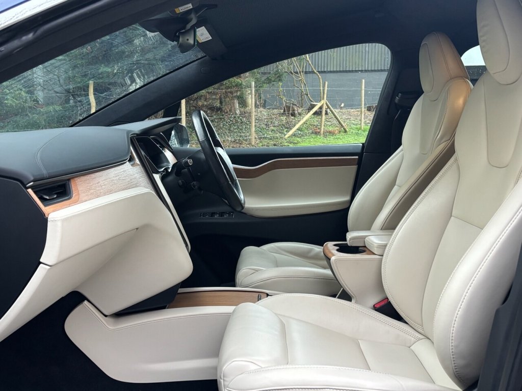 Used Tesla Model X 2020 for sale - 77642532: Photo 22