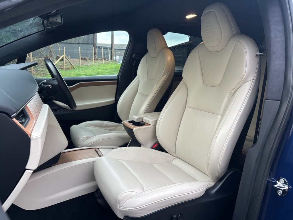 Used Tesla Model X 2020 for sale - 77642532: Photo 23