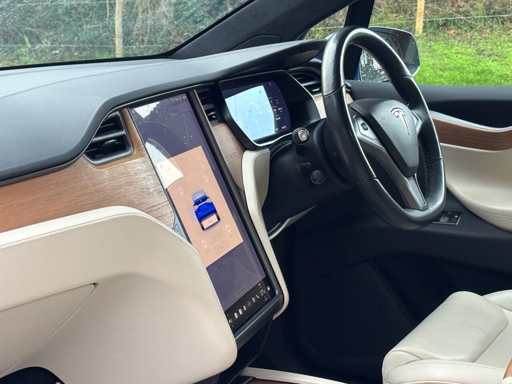 Used Tesla Model X 2020 for sale - 77642532: Photo 24