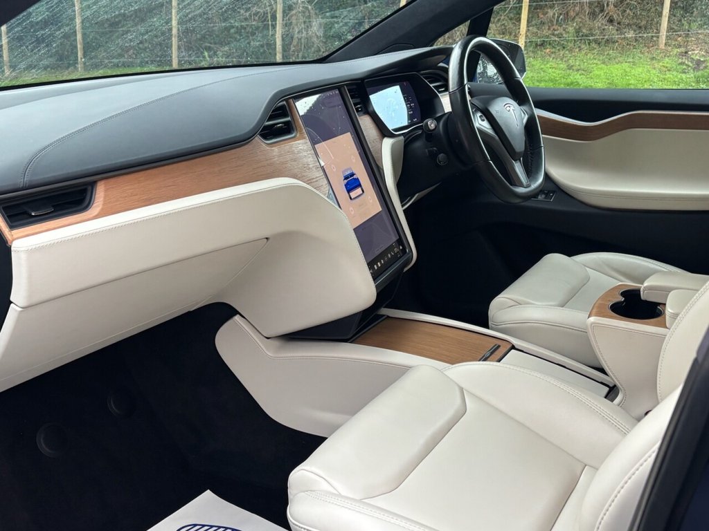 Used Tesla Model X 2020 for sale - 77642532: Photo 27