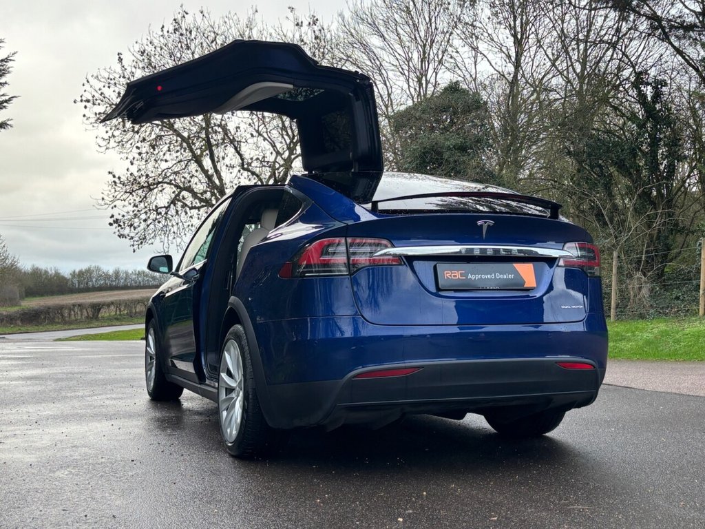 Used Tesla Model X 2020 for sale - 77642532: Photo 33