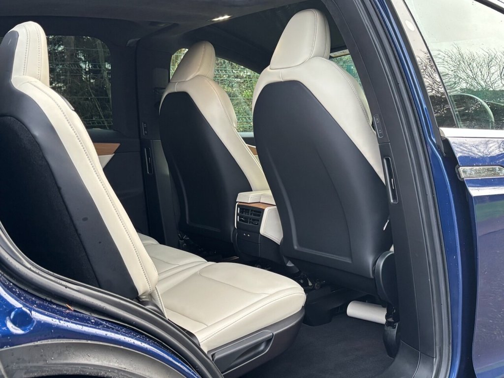 Used Tesla Model X 2020 for sale - 77642532: Photo 36