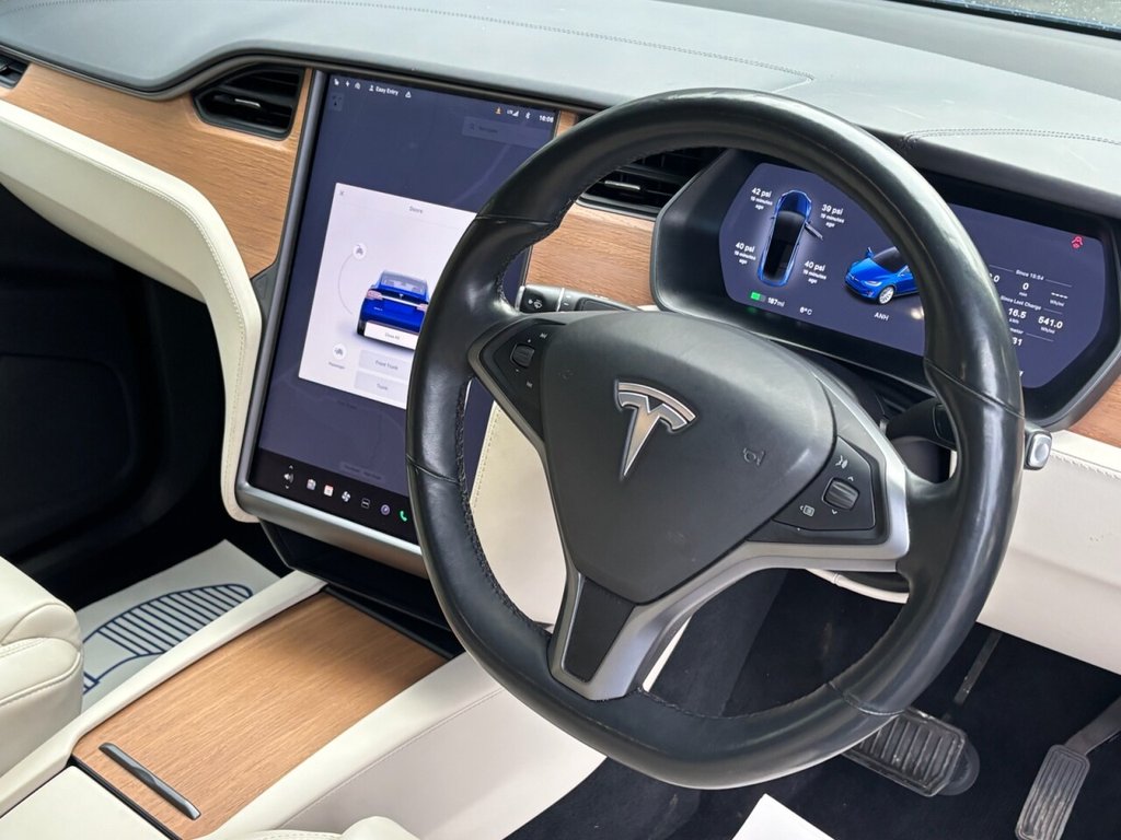 Used Tesla Model X 2020 for sale - 77642532: Photo 44