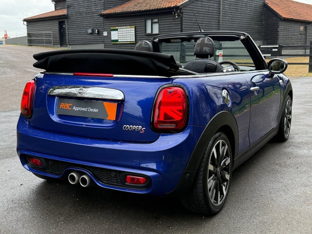 Used MINI Convertible 2019 for sale - 76901161: Photo 12