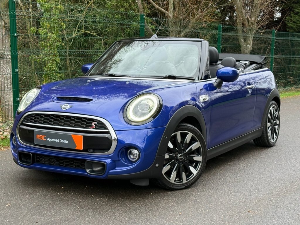 Used MINI Convertible 2019 for sale - 76901161: Photo 13
