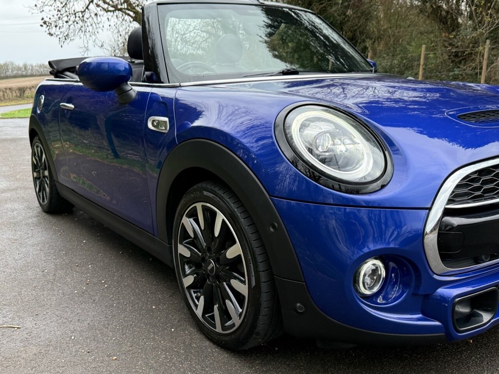 Used MINI Convertible 2019 for sale - 76901161: Photo 16