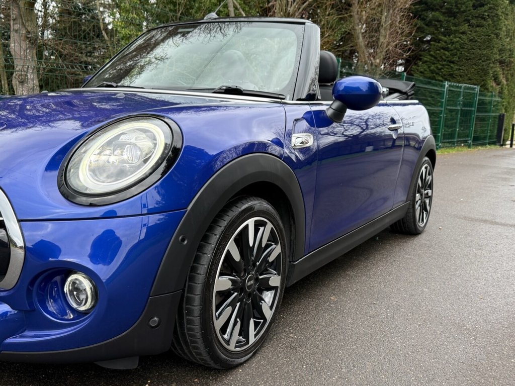Used MINI Convertible 2019 for sale - 76901161: Photo 18
