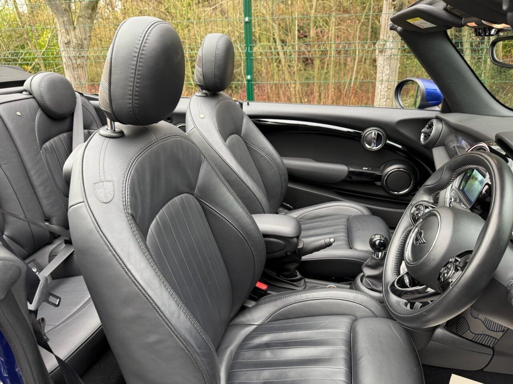 Used MINI Convertible 2019 for sale - 76901161: Photo 37