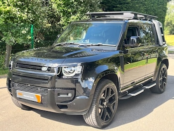 Used Land Rover Defender 110 2022 for sale - 79046673: Photo