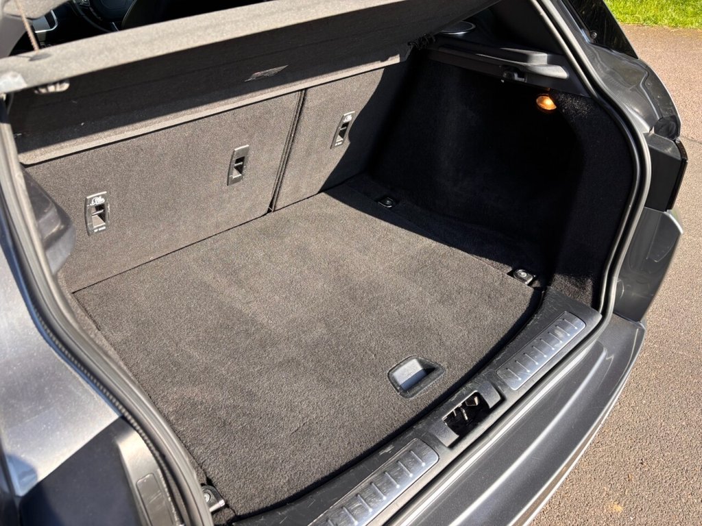 Used Land Rover Range Rover Evoque 2019 for sale - 78029730: Photo 32