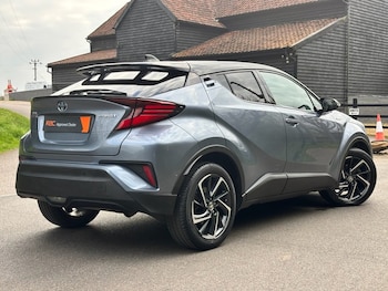 Used Toyota C-HR 2021 for sale - 78293443: Photo