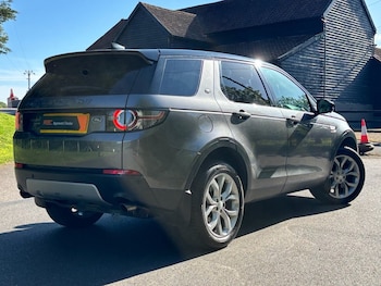 Used Land Rover Discovery Sport 2018 for sale - 78350057: Photo