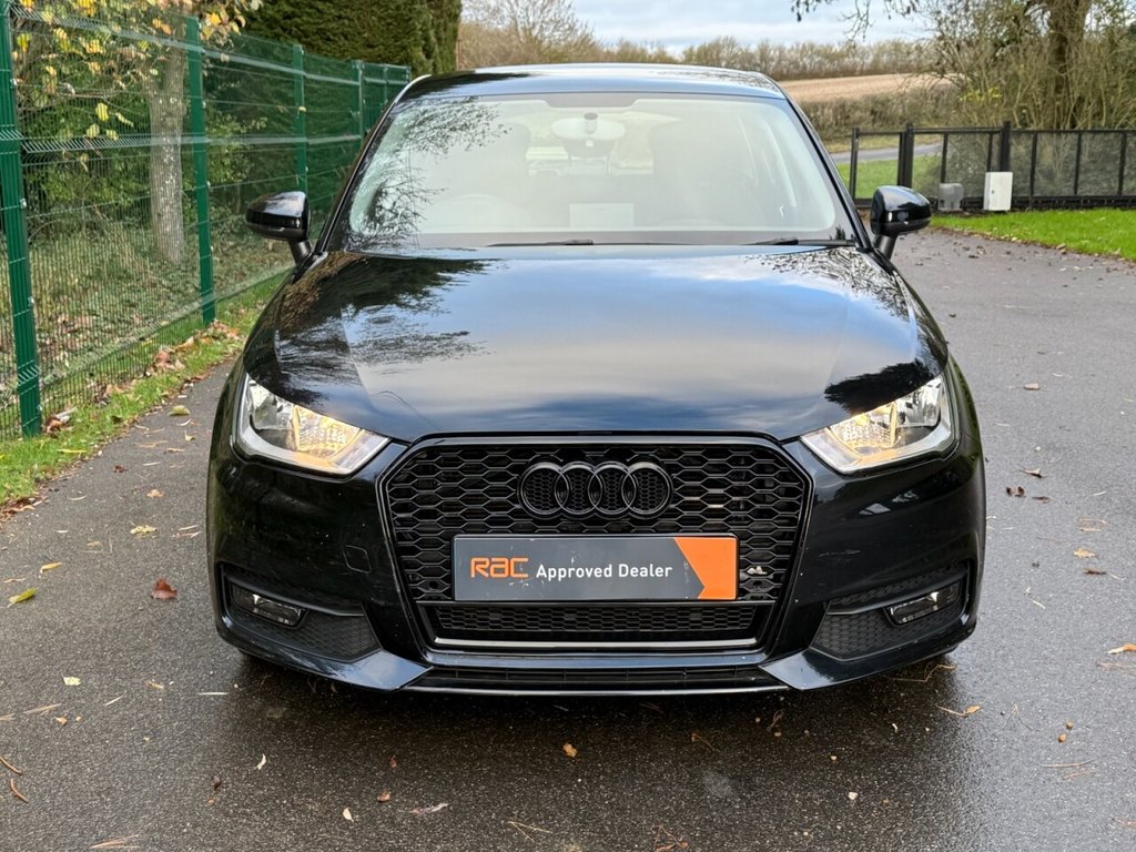 Used Audi A1 2015 for sale - 76642815: Photo 4