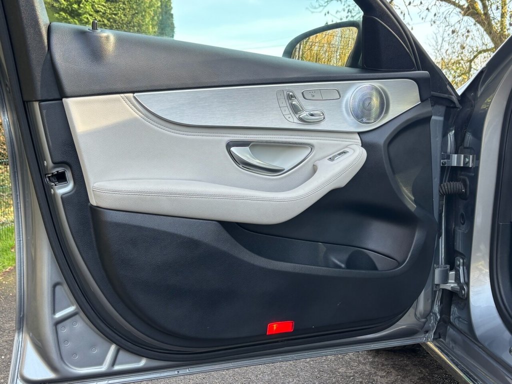 Used Mercedes-Benz C Class 2014 for sale - 77642959: Photo 41